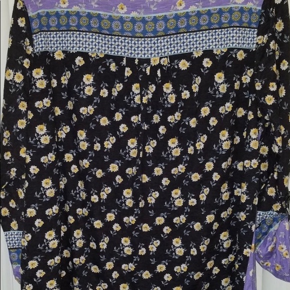 Style & Co Peasant Roll Sleeve Floral Top NWT - Picture 5 of 6